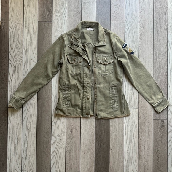 Faherty Green Utility Jacket with Classic Collared Design - Picture 1 of 6